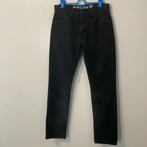 Denizen from Levi’s 216 Skinny fit black denim jeans pants measures 30 / 29